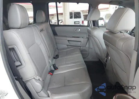 2013 Honda Pilot Touring z USA, uszkodzony, nr VIN 5FNYF4H92DB054905